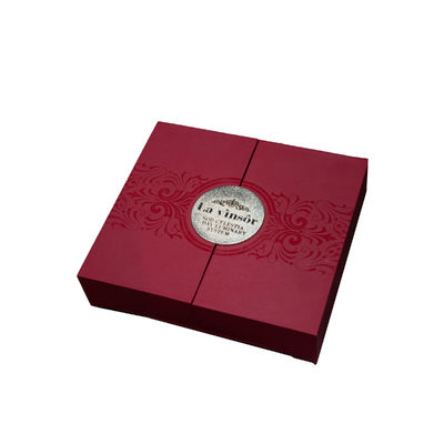 شراء Luxury Custom Foldable Gift Box with Double Door Open Design and 2mm Paper Cardboard online manufacture